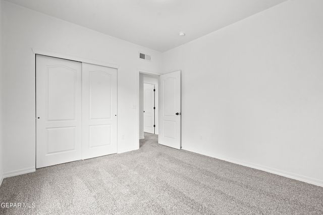 13853 Summer Story Avenue, Horizon City, TX 79928