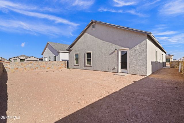 13853 Summer Story Avenue, Horizon City, TX 79928