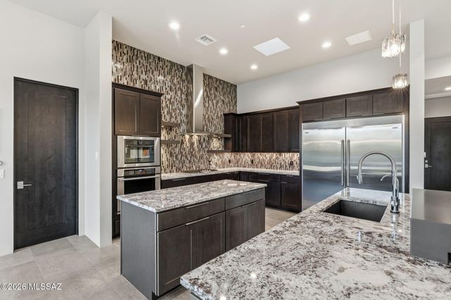 11930 N Mesquite Sunset Place, Oro Valley, AZ 85742