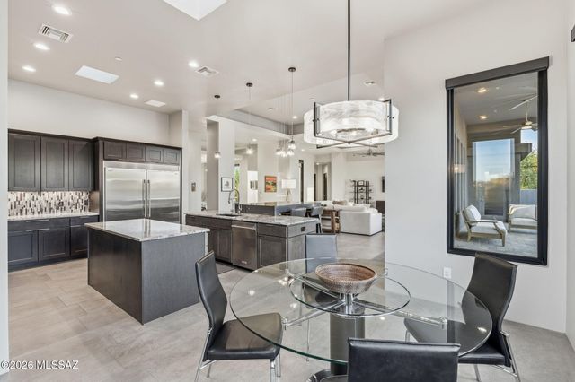 11930 N Mesquite Sunset Place, Oro Valley, AZ 85742