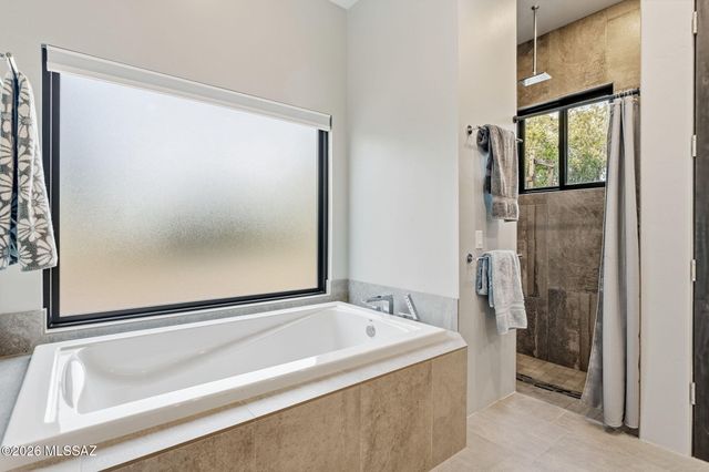 11930 N Mesquite Sunset Place, Oro Valley, AZ 85742