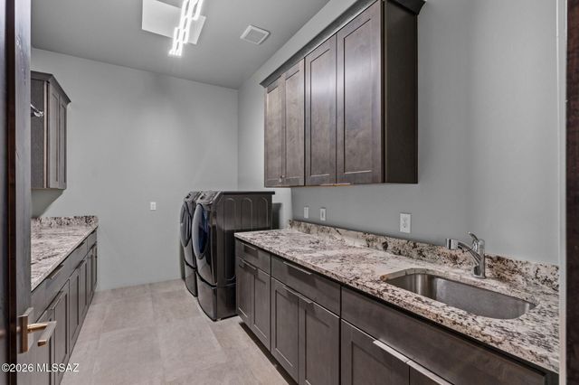 11930 N Mesquite Sunset Place, Oro Valley, AZ 85742