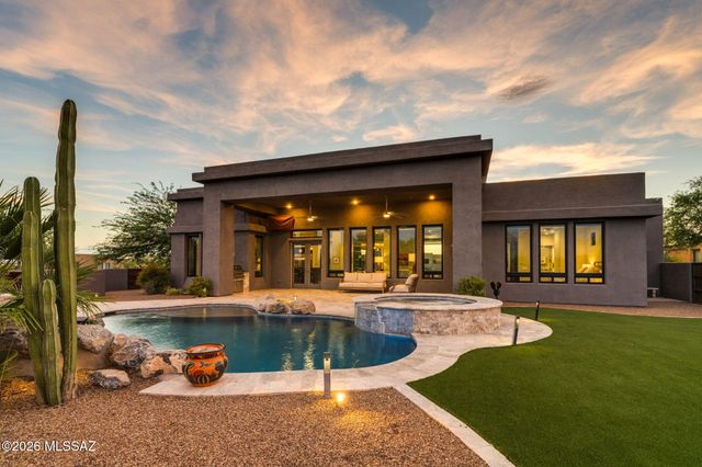 11930 N Mesquite Sunset Place, Oro Valley, AZ 85742