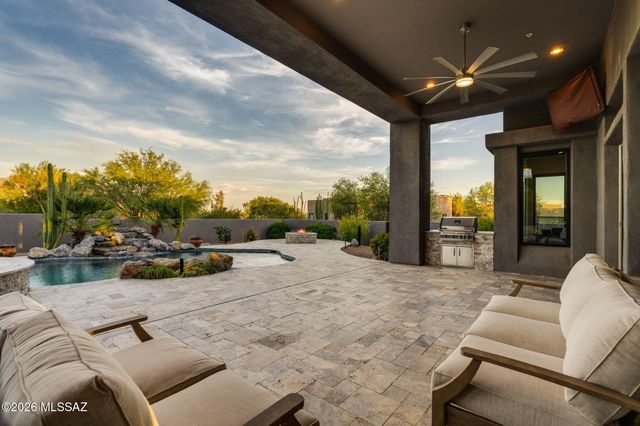 11930 N Mesquite Sunset Place, Oro Valley, AZ 85742