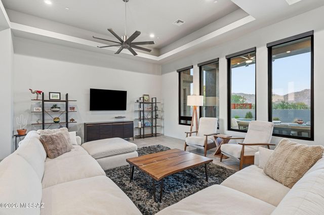 11930 N Mesquite Sunset Place, Oro Valley, AZ 85742