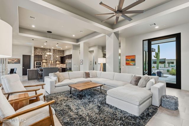 11930 N Mesquite Sunset Place, Oro Valley, AZ 85742