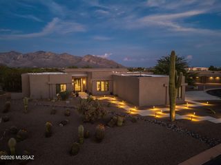 11930 N Mesquite Sunset Place, Oro Valley, AZ 85742