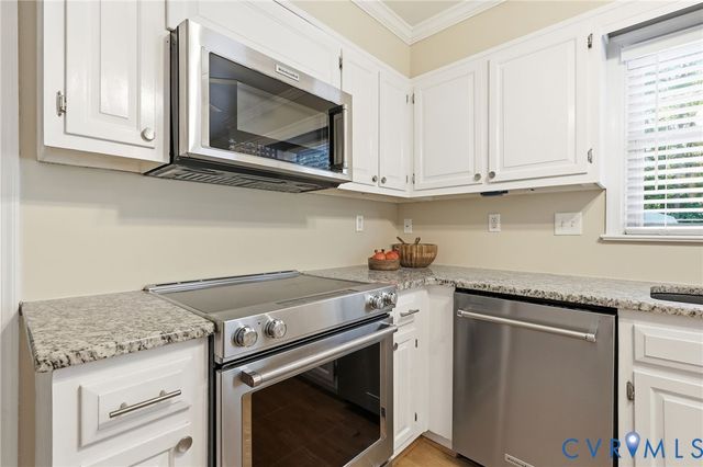 10410 Leander Dr, Glen Allen, VA 23060