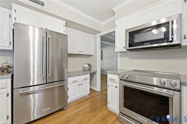 10410 Leander Dr, Glen Allen, VA 23060