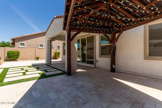 9746 E TUMBLEWEED Avenue, Mesa, AZ 85212