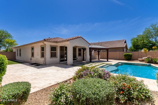 9746 E TUMBLEWEED Avenue, Mesa, AZ 85212