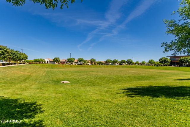 9746 E TUMBLEWEED Avenue, Mesa, AZ 85212