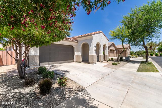 9746 E TUMBLEWEED Avenue, Mesa, AZ 85212