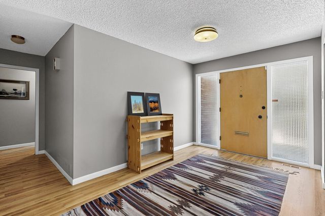 1414 California Street NE, Albuquerque, NM 87110