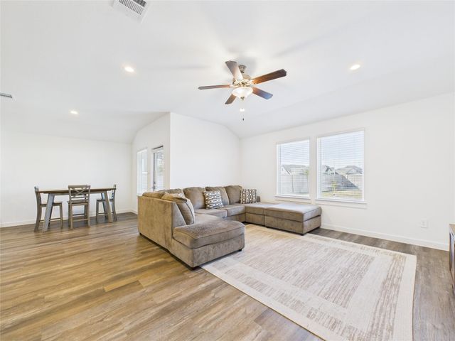 4206 Butler Point Lane, League City, TX 77573