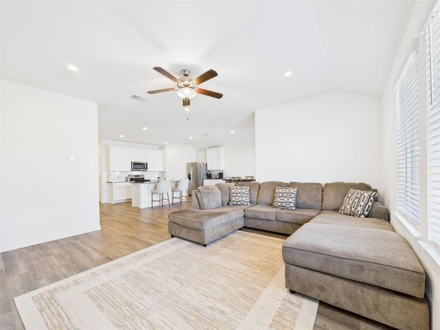 4206 Butler Point Lane, League City, TX 77573