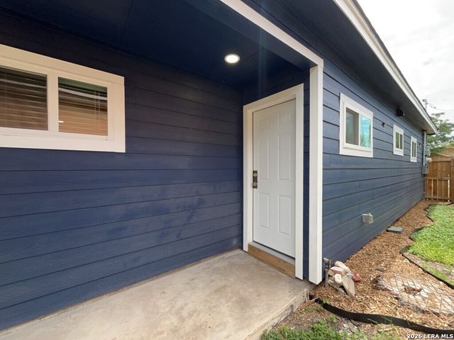 1703 W MULBERRY AVE, San Antonio, TX 78201