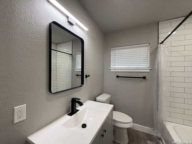 1703 W MULBERRY AVE, San Antonio, TX 78201
