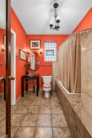 5330 S Hyde Park Boulevard 1S, Chicago, IL 60615