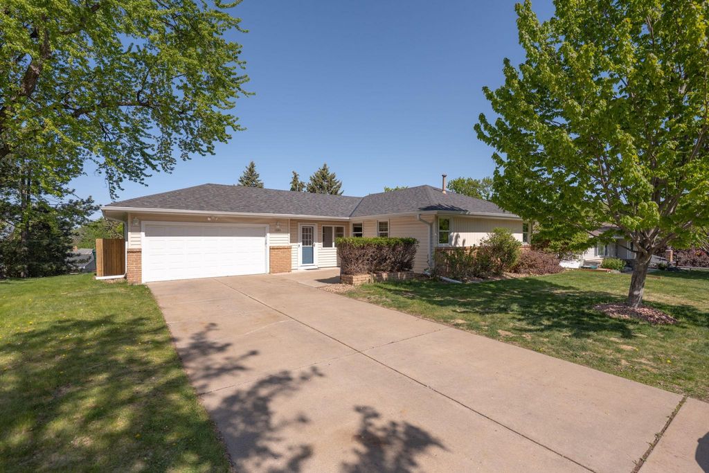 1335 Pierce Terrace NE, Columbia Heights, MN 55421