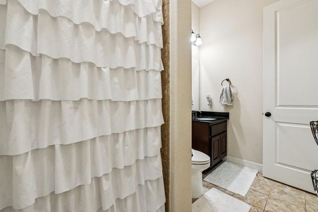 13909 N Lake Branch Lane, Houston, TX 77044