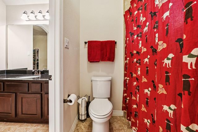 13909 N Lake Branch Lane, Houston, TX 77044