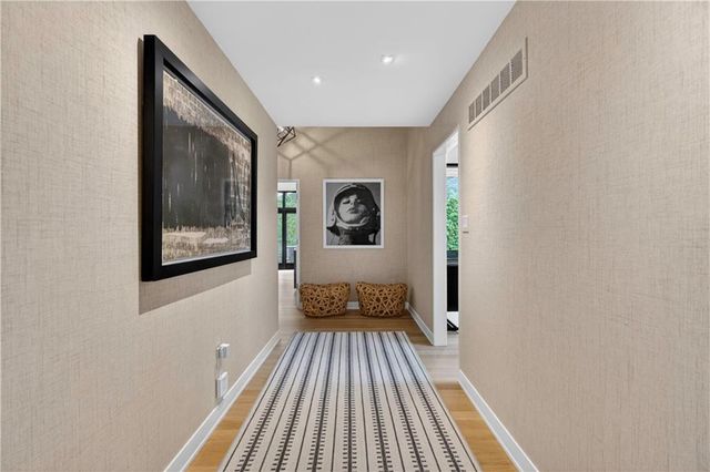 6536 Granada Drive, Prairie Village, KS 66208
