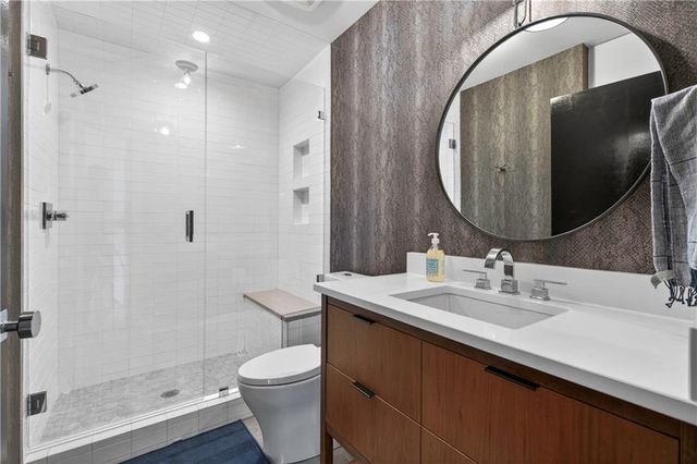 6536 Granada Drive, Prairie Village, KS 66208