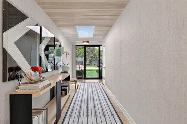 6536 Granada Drive, Prairie Village, KS 66208