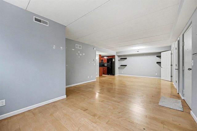 460 E Fulton Street 2, Grand Rapids, MI 49503