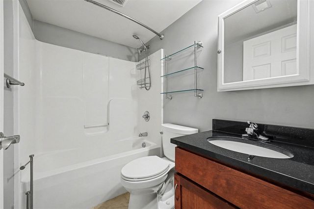 460 E Fulton Street 2, Grand Rapids, MI 49503