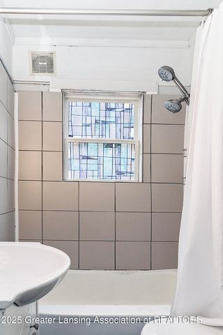 1024 Eureka Street, Lansing, MI 48912