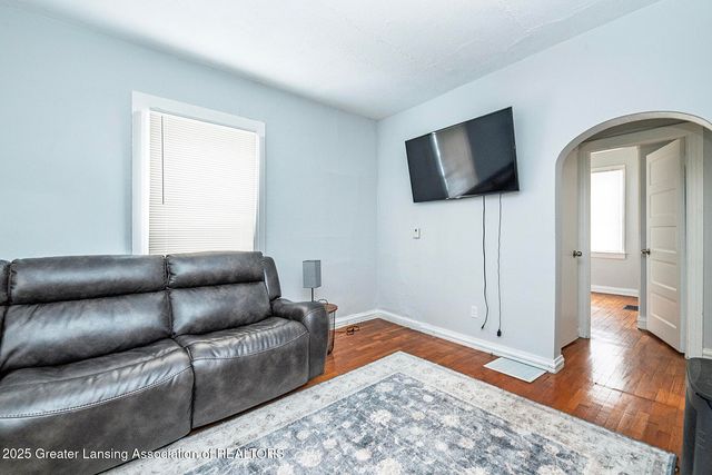 1024 Eureka Street, Lansing, MI 48912