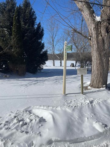 6034 Plymouth Drive, Brighton, MI 48116