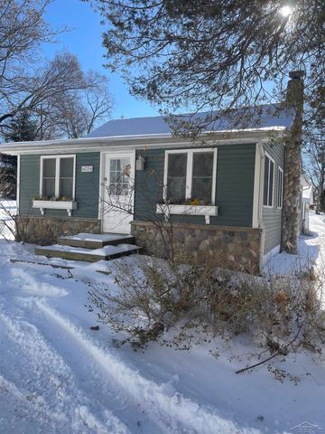 6034 Plymouth Drive, Brighton, MI 48116