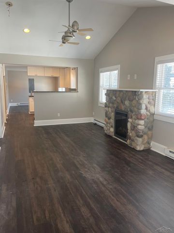 6034 Plymouth Drive, Brighton, MI 48116