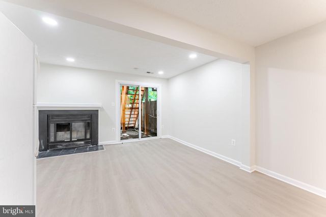 6226 MOCKINGBIRD POND TER, Burke, VA 22015