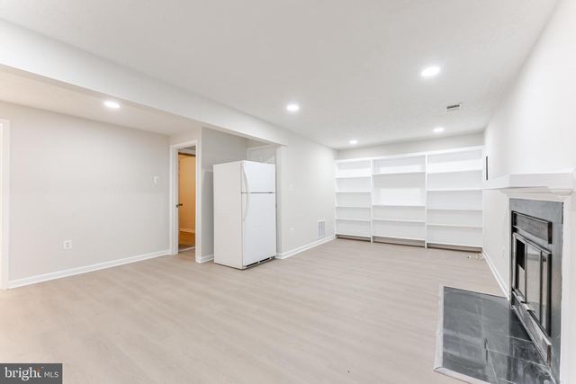 6226 MOCKINGBIRD POND TER, Burke, VA 22015