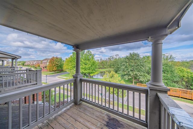 2934 Barclay Way, Ann Arbor, MI 48105