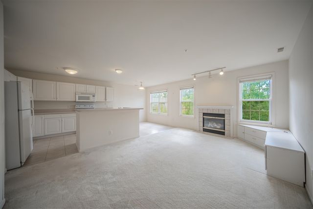 2934 Barclay Way, Ann Arbor, MI 48105