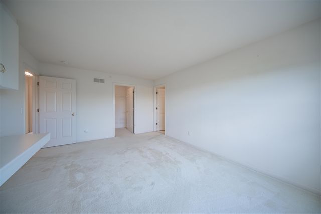 2934 Barclay Way, Ann Arbor, MI 48105