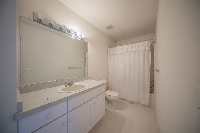 2934 Barclay Way, Ann Arbor, MI 48105