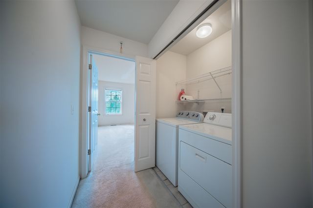 2934 Barclay Way, Ann Arbor, MI 48105
