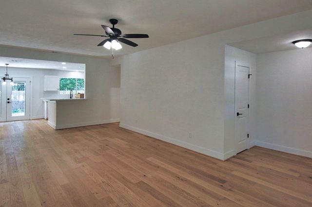45 Quiet Peace Place, The Woodlands, TX 77381
