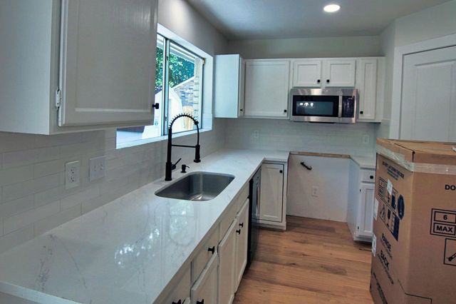 45 Quiet Peace Place, The Woodlands, TX 77381