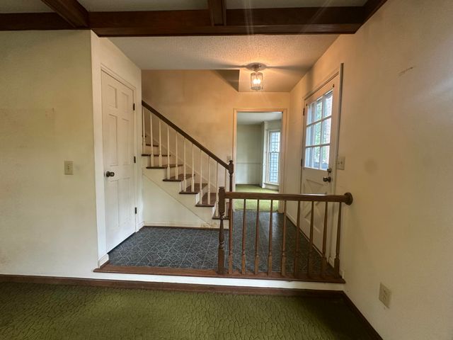 688 Pelzer Drive, Mount Pleasant, SC 29464