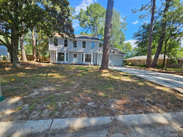688 Pelzer Drive, Mount Pleasant, SC 29464