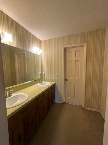 688 Pelzer Drive, Mount Pleasant, SC 29464
