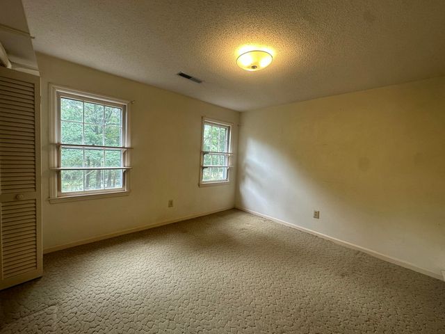 688 Pelzer Drive, Mount Pleasant, SC 29464