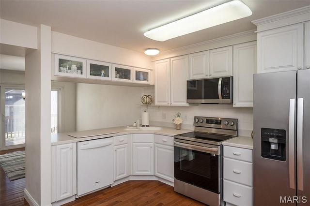 1337 Stone Run Drive, Ballwin, MO 63021